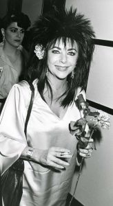 Elizabeth Taylor 1985 LA.jpg